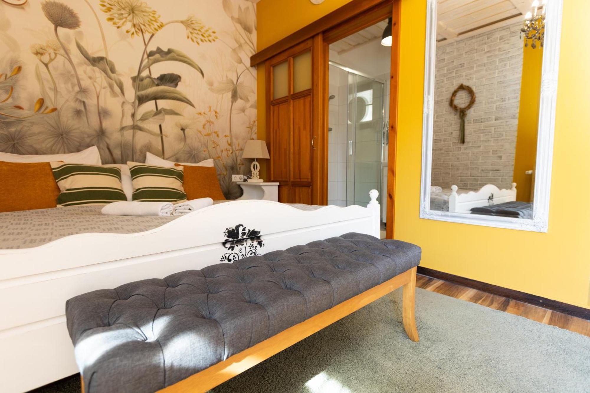 Hotel Vidéki Porta Herend Esterno foto