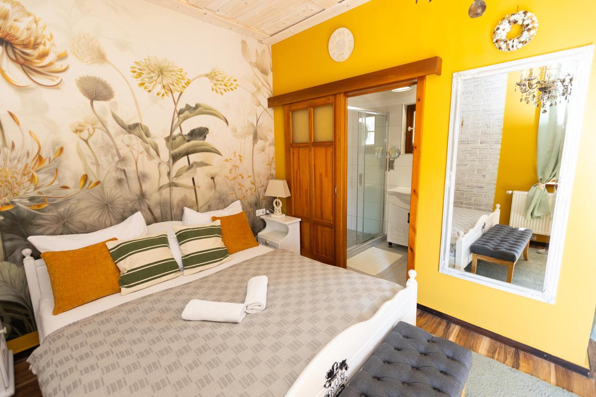 Hotel Vidéki Porta Herend Esterno foto